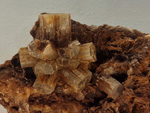 Exposición Tesoros de la Tierra. Minerales de la Comunidad Valenciana. Colección Juan Miguel Casanova Onrubia